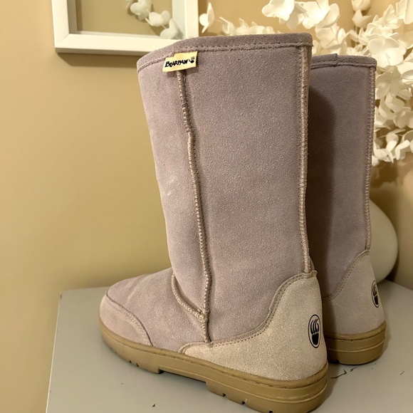 BearPaw Sheepskin Suede Meadow 10β Boots Stone Grey Size 8 EUC - Picture 11 of 13